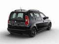 Стилни Fabia Combi Monte Carlo и Roomster Noir от Skoda