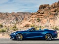 Aston Martin Vanquish Volante официално разкрит