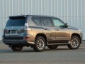 Освежиха Lexus GX