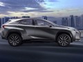 Lexus с премиера на LF-NX Turbo в Токио