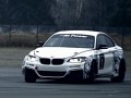 BMW пусна официално видео на M235i Racing