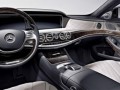 Mercedes S600 се появи малко преди дебюта си в Детройт