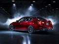 Представиха Infiniti Q50 Eau Rouge