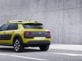 Citroen C4 Cactus не се страхува от удар с пазарна количка