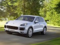 Porsche представи фейслифт на Cayenne