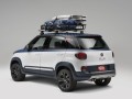 Fiat 500L Vans дебютира в Калифорния