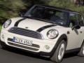 MINI One и MINI Cooper D дебютират в Женева