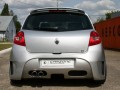 Carzone Specials с нов боди- кит за Renault Clio III