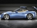 Лука ди Монтедземоло подкара новото Ferrari California