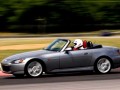 Новата Honda S2000 идва в два варианта