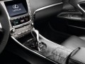 Автосалон Париж 2010: Освежаване за Lexus IS