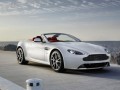 Aston Martin иска двигатели от Toyota