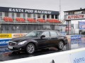 Infiniti M35h влезе в рекордите на Гинес