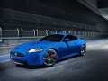 Jaguar представя XKR-S