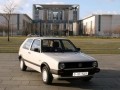 Volkswagen Golf на Ангела Меркел продаден за 10 165 евро