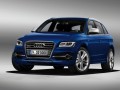 Алън Макниш кара Audi SQ5 TDI на "Силвърстоун"