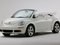 Много бял Volkswagen  New Beetle convertible за Щатите