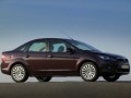 Първи снимки на четиривратата версия на Ford Focus 2008