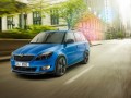 Стилни Fabia Combi Monte Carlo и Roomster Noir от Skoda