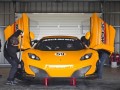 Състезателният McLaren MP4-12C премина успешно първото си изпитание